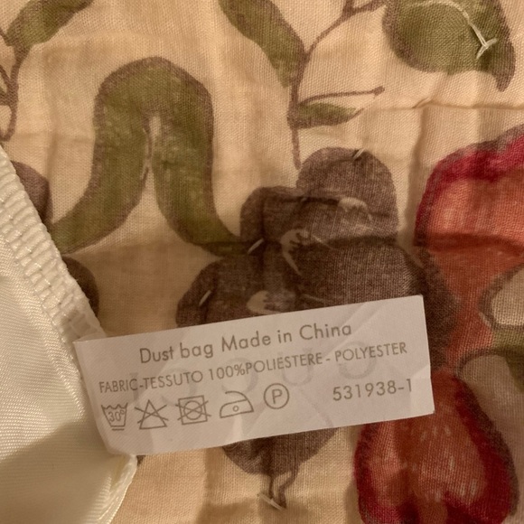 Gucci Dust Bag Small 9.5 x 10 - Picture 5 of 5